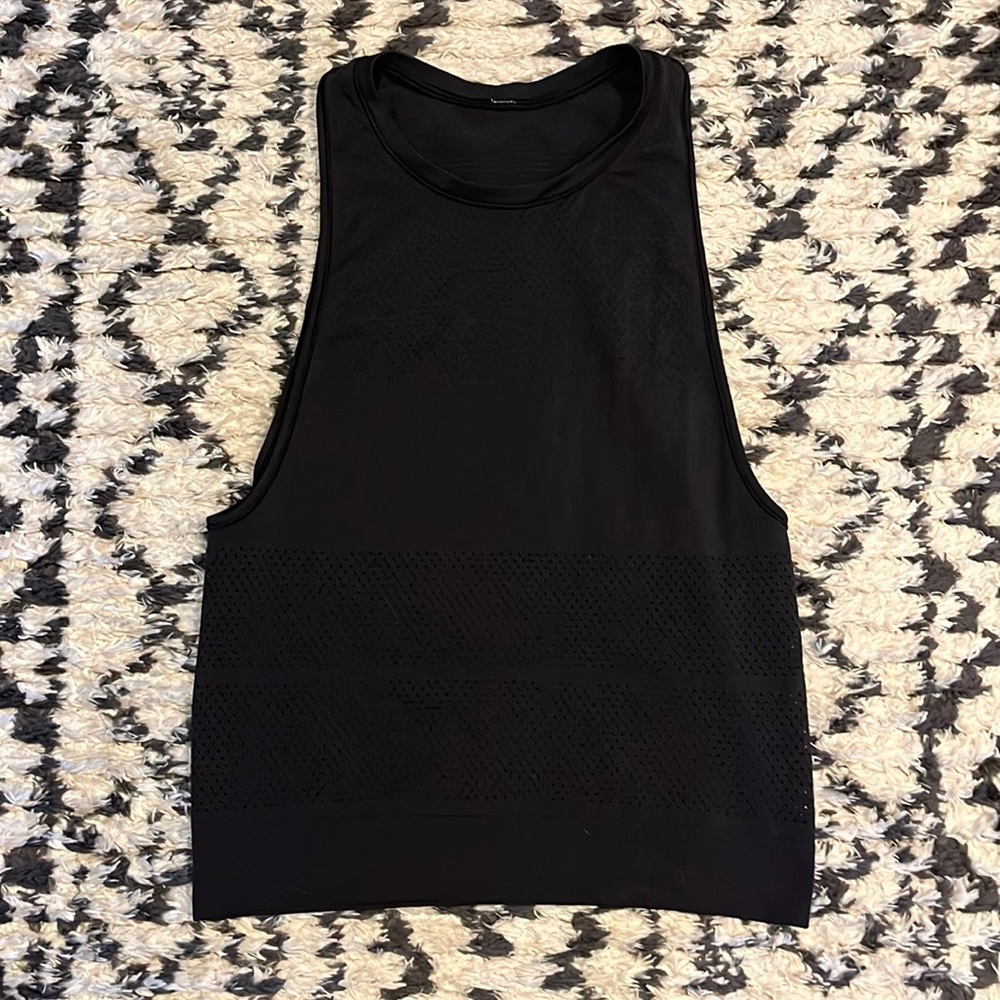 Lululemon Black size 4 mesh workout tank.